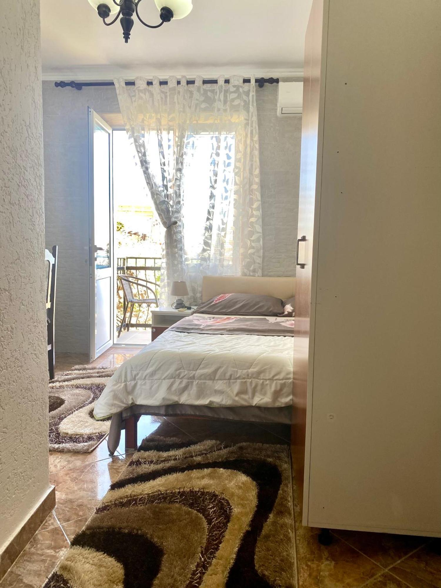 Apartments Zuto Ulcinj Exterior photo